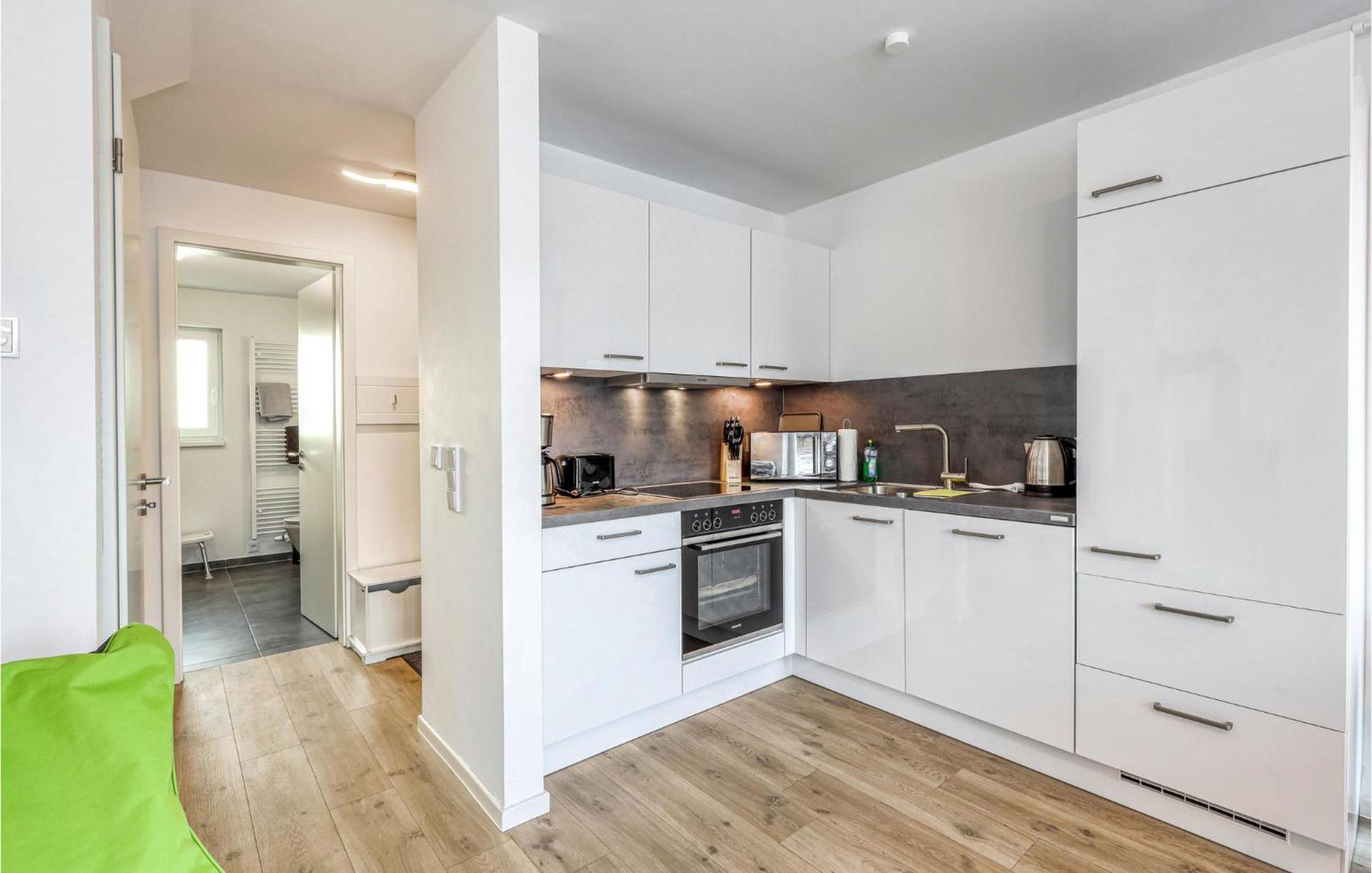 Nice Home In Tossens With Kitchen المظهر الخارجي الصورة